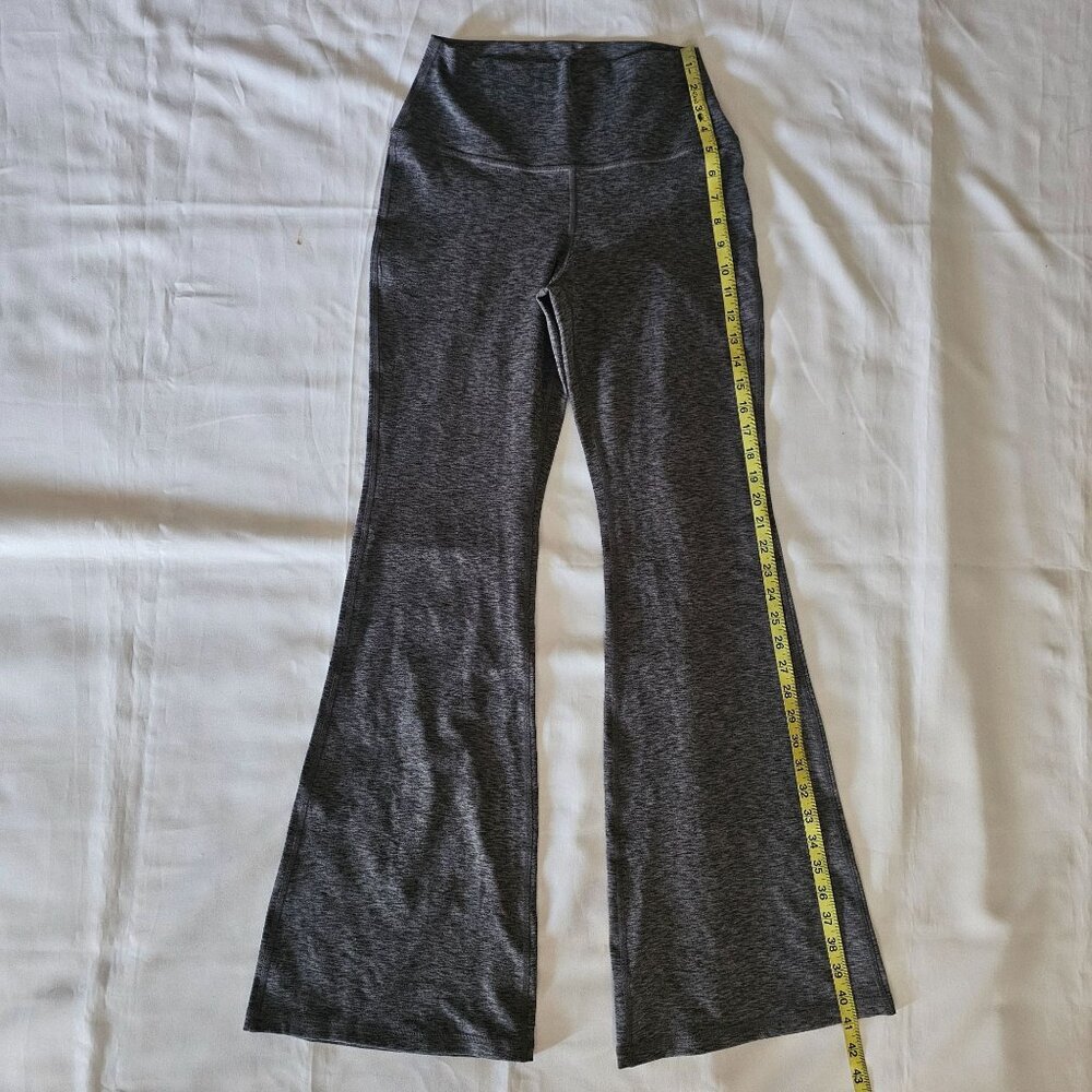 Gilly Hicks Women's Active Go Recharge High-Rise Flare Leggings Size Medium - Picture 16 of 16
